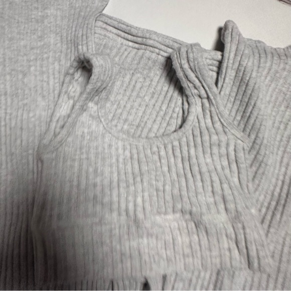 Alter’D State Ribbed Sweater Knit Set Women’s Size XS Tan Loungewear Set - Picture 5 of 7